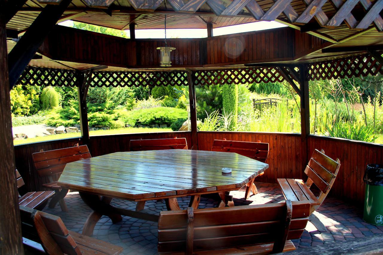 Zajazd Gosciniec Nowosiolki-Kolonia ภายนอก รูปภาพ